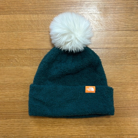 The North Face city plush pom beanie OS ponderosa green - Picture 2 of 3